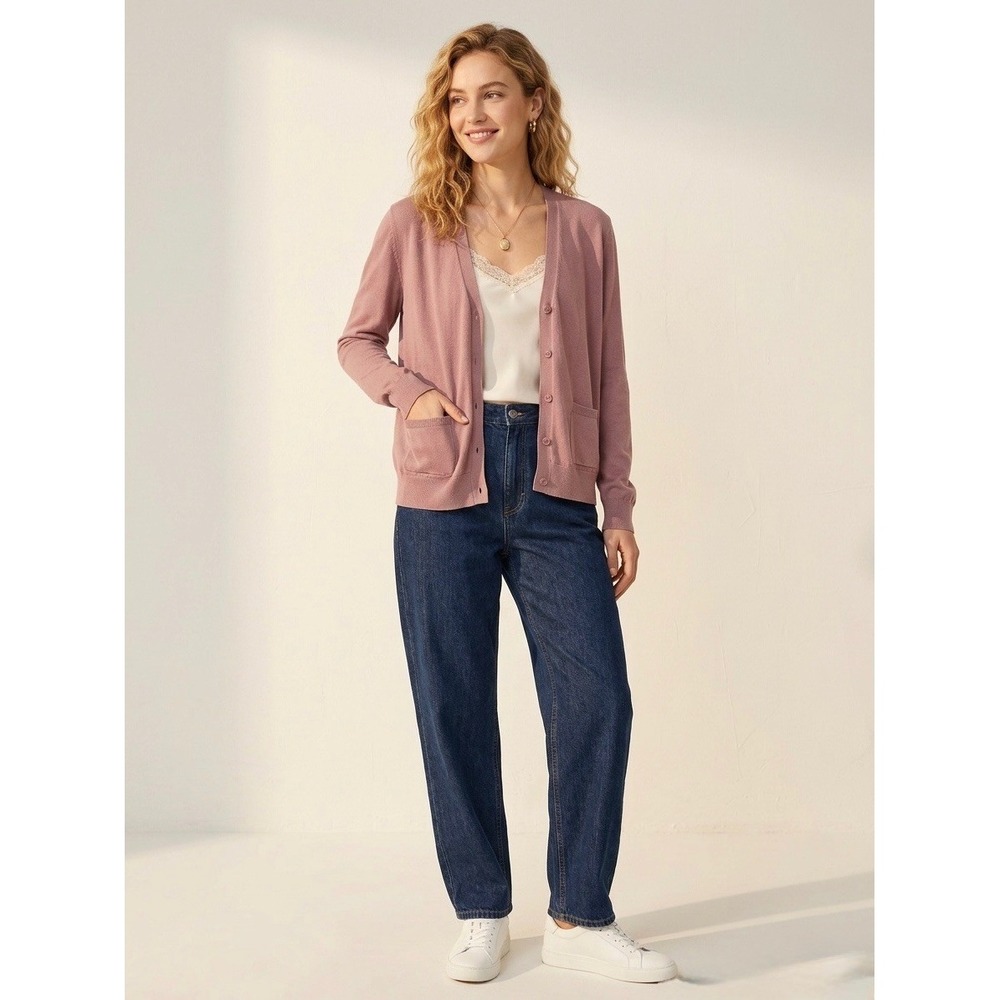 Weekend Max Mara Mauve Pink V-Neck Button Front Cardigan Sweater with Pockets